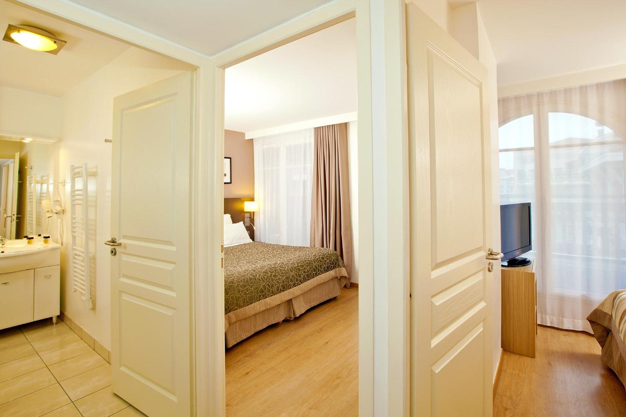 Two-Bedroom Suite
