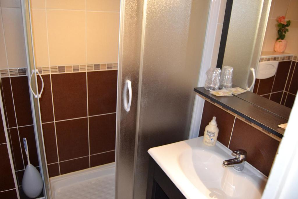 Queen Room,324525892:JPEG