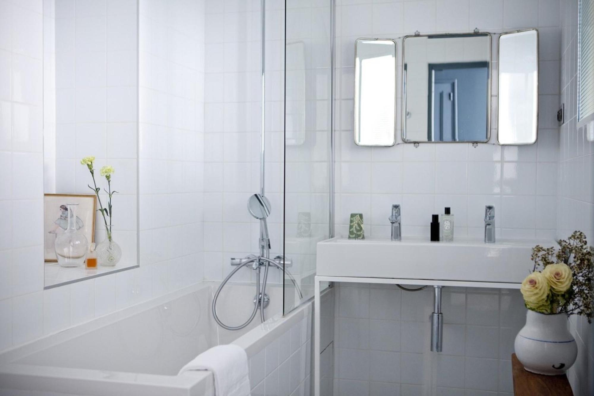 Junior Suite (3 Adults),676909311:JPEG