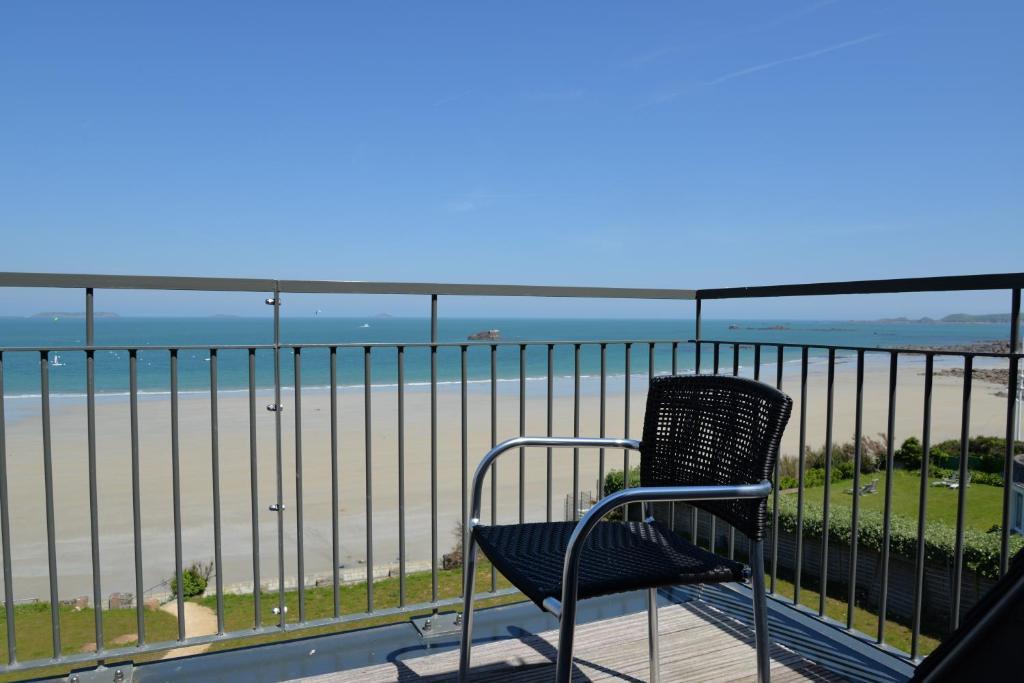 Double Room with Sea View,974952772:JPEG