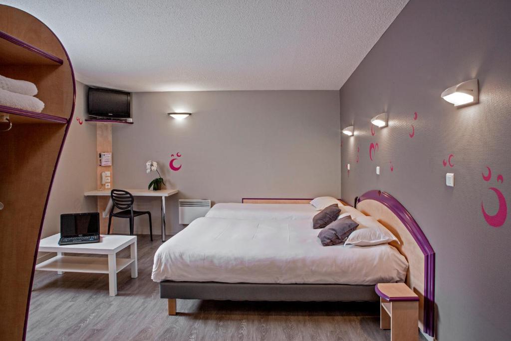 Chambre Double - Accessible aux Personnes à Mobilité Réduite
