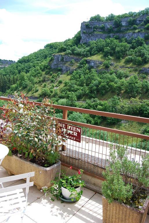 Superior Double Room Terrace valley view