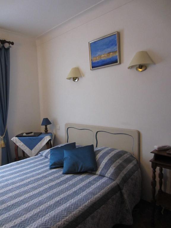 Comfort Doppelzimmer mit Meer- und Gartenblick