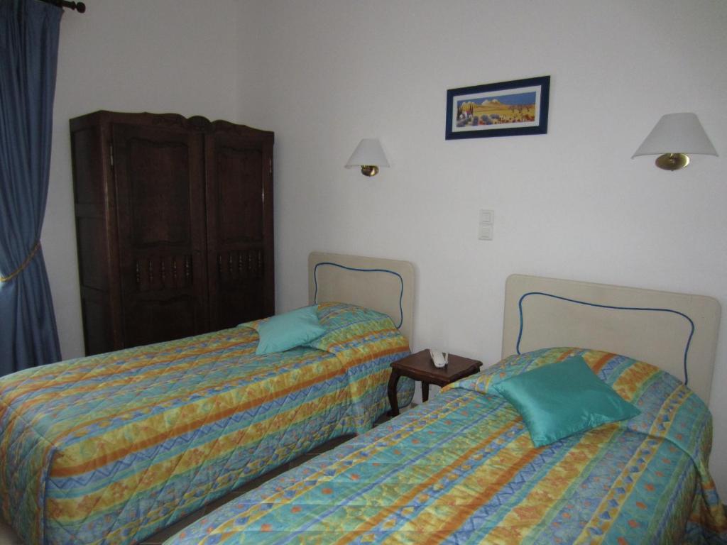 Standard Doppel-/Zweibettzimmer mit Blick auf die Hügellandschaft