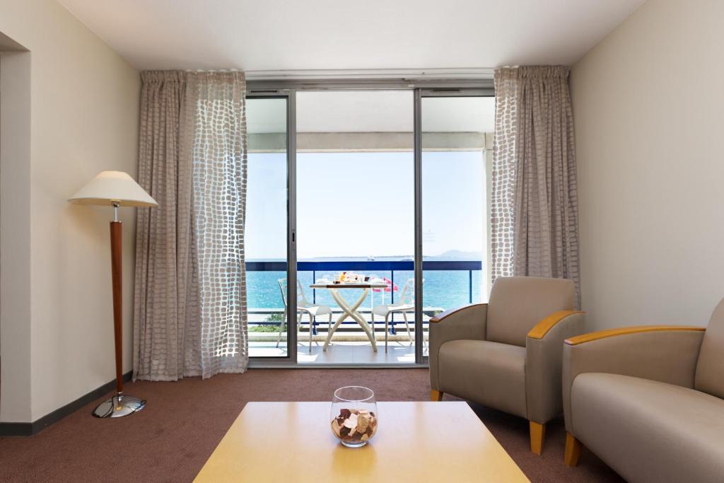 Deluxe Junior Suite Sea View