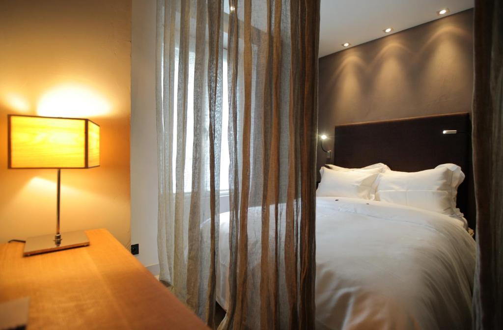 Intuition Room
