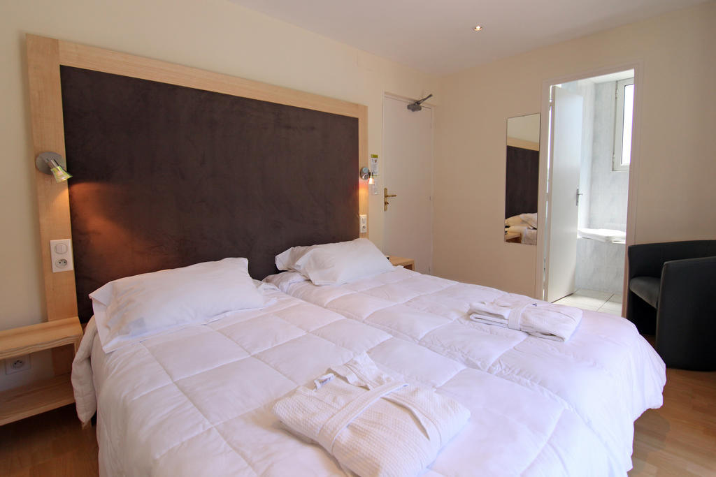 Chambre Deluxe Double ou Lits Jumeaux