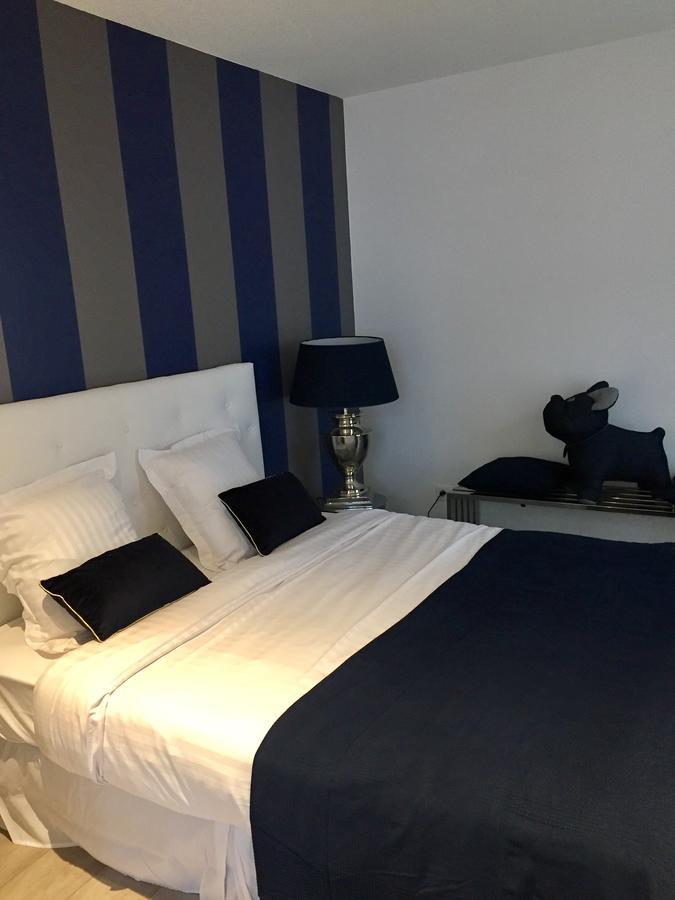 One-Bedroom Apartment,630954762:JPEG
