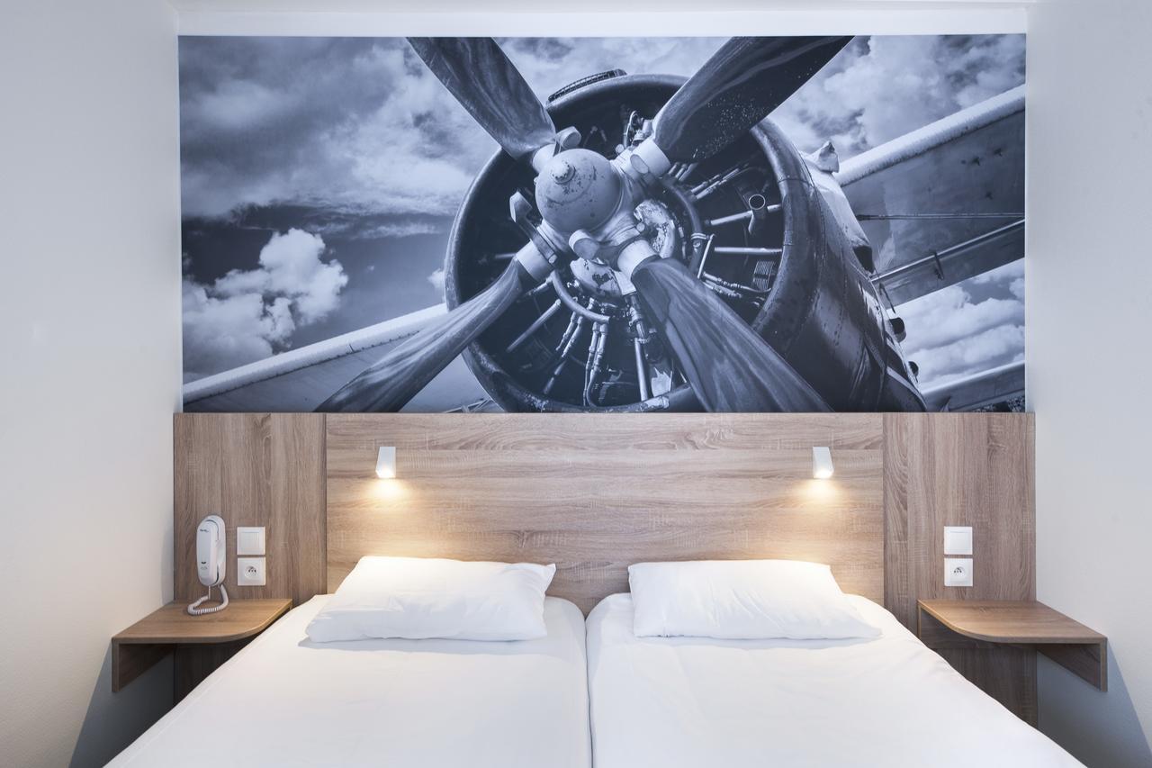 Chambre Supérieure avec 2 Lits Simples