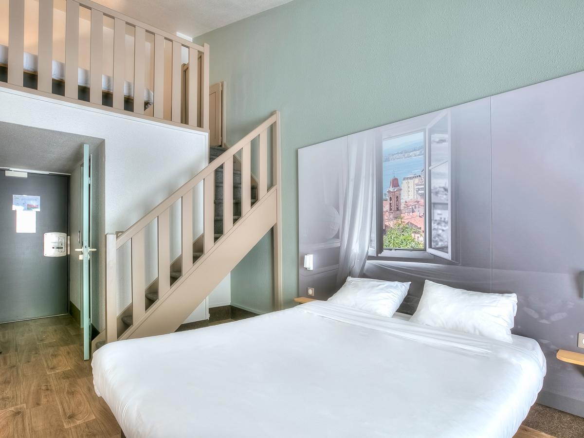 Quadruple Room,639743319:JPEG