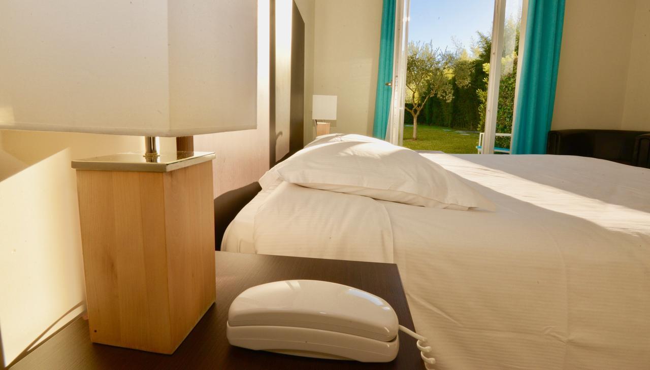 Chambre Double ou Lits Jumeaux avec Terrasse
