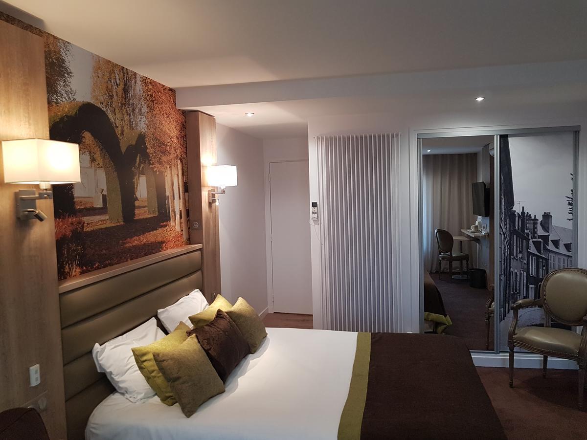 Superior Double Room Seating Area