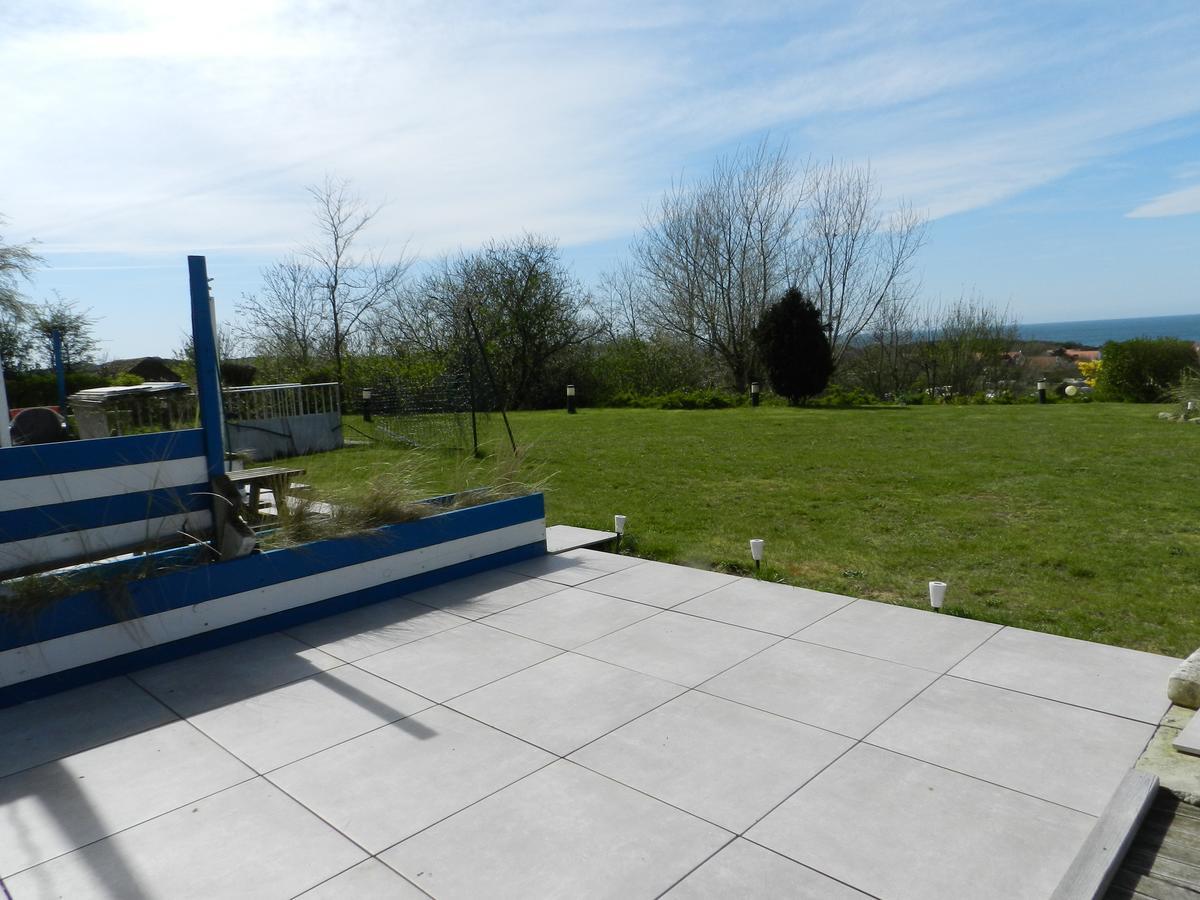 Chambre Familiale avec Terrasse (2 Adultes et 1 Enfant) - Vue sur Jardin