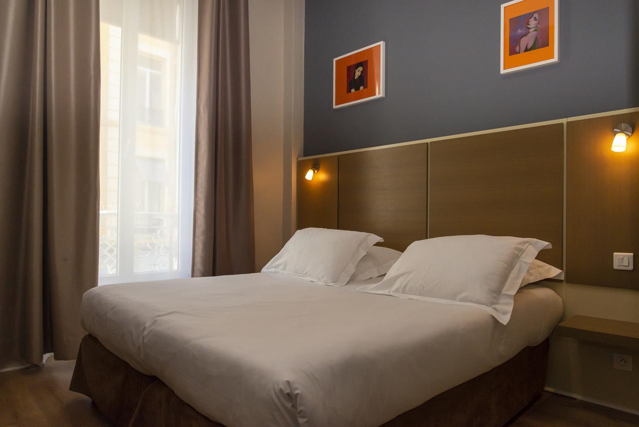 Standard Doppelzimmer mit Balkon