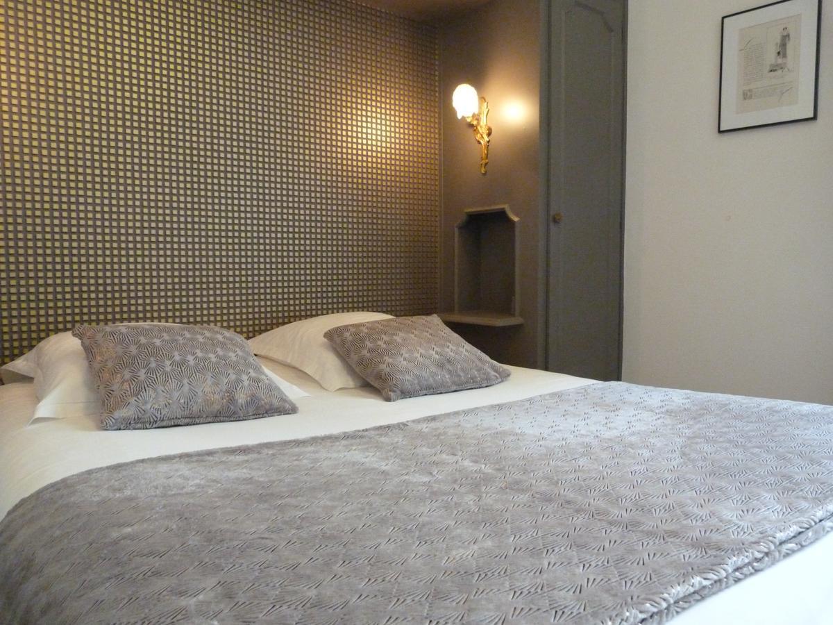 Superior Double Room Street View