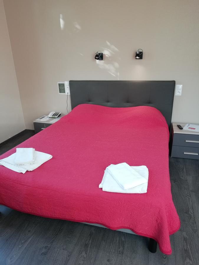 Chambre Double - Accessible aux Personnes à Mobilité Réduite