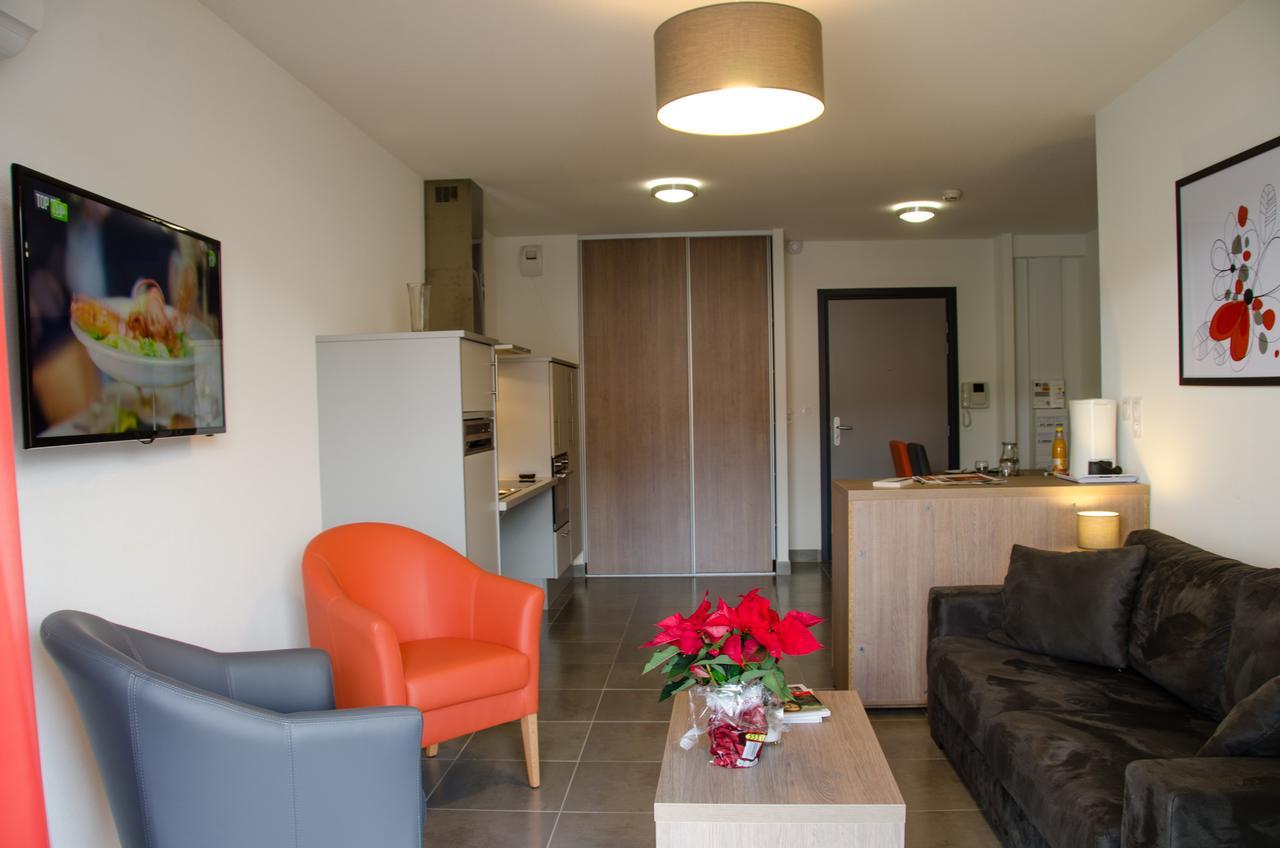 One-Bedroom Apartment,646156803:JPEG