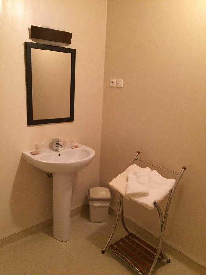 Chambre Double avec Lit d'Appoint