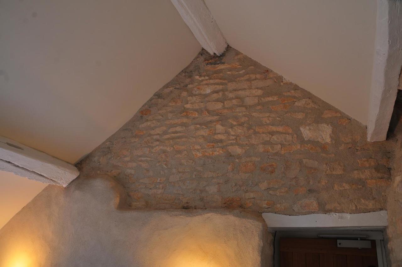 Double Room 203 19m²