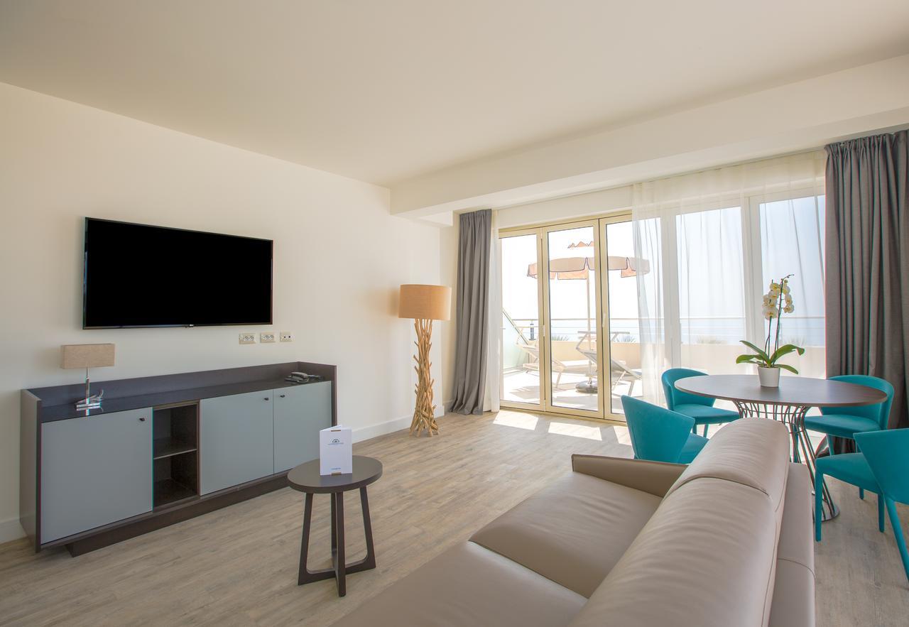 Suite with Sea View,657620196:JPEG