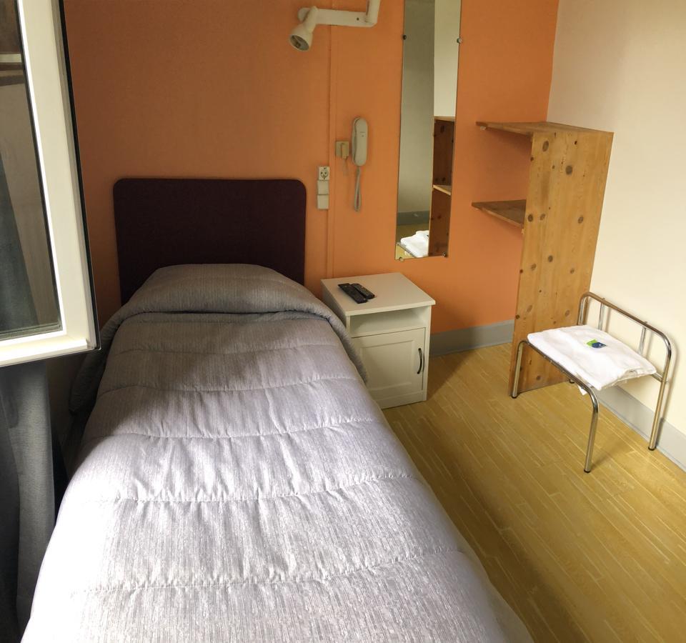 Basic Single Room,664382598:JPEG