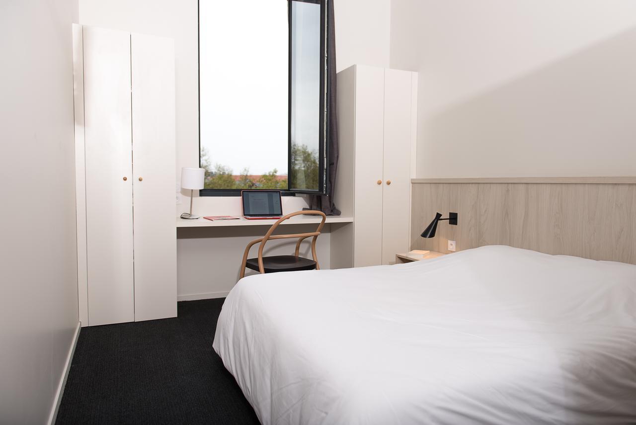 Double Room,1717124938:JPEG