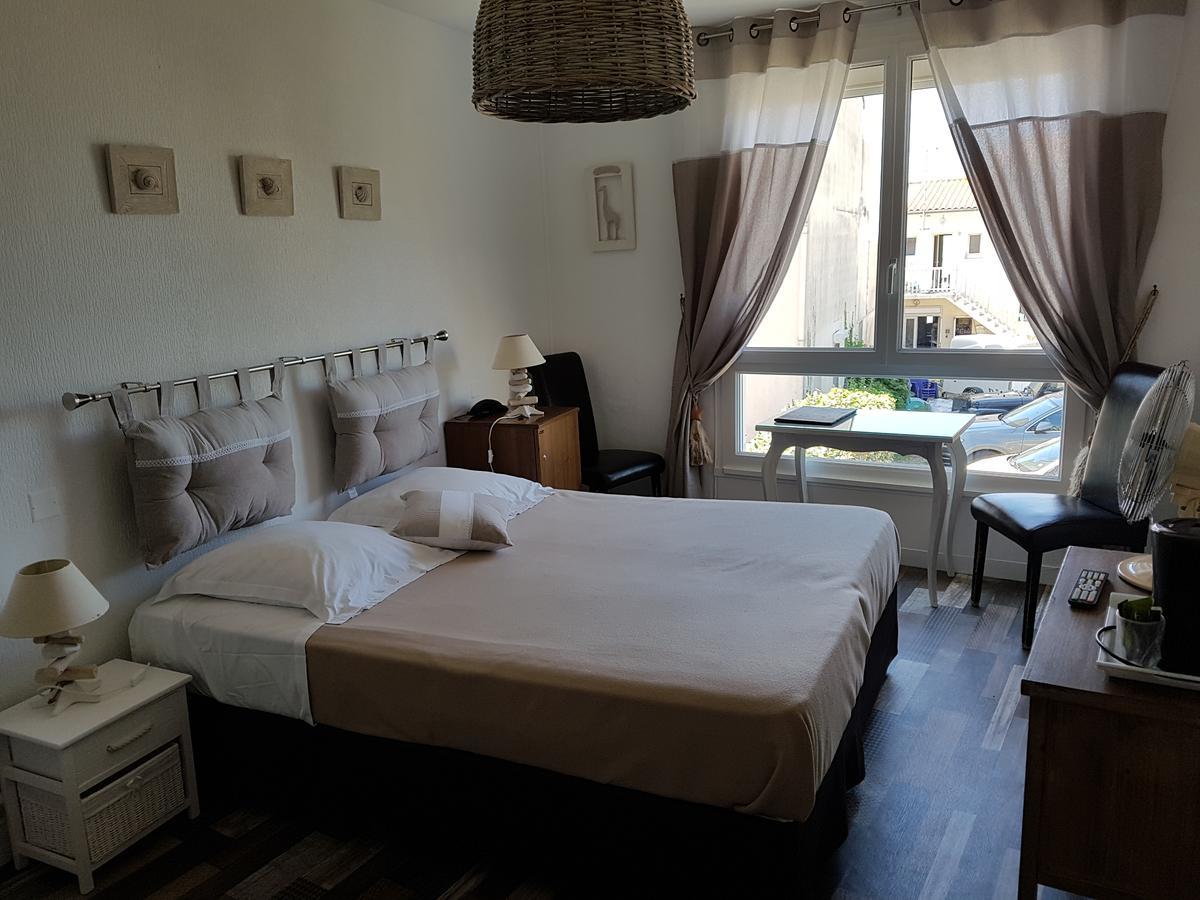 Double Room with Garden View,667665237:JPEG