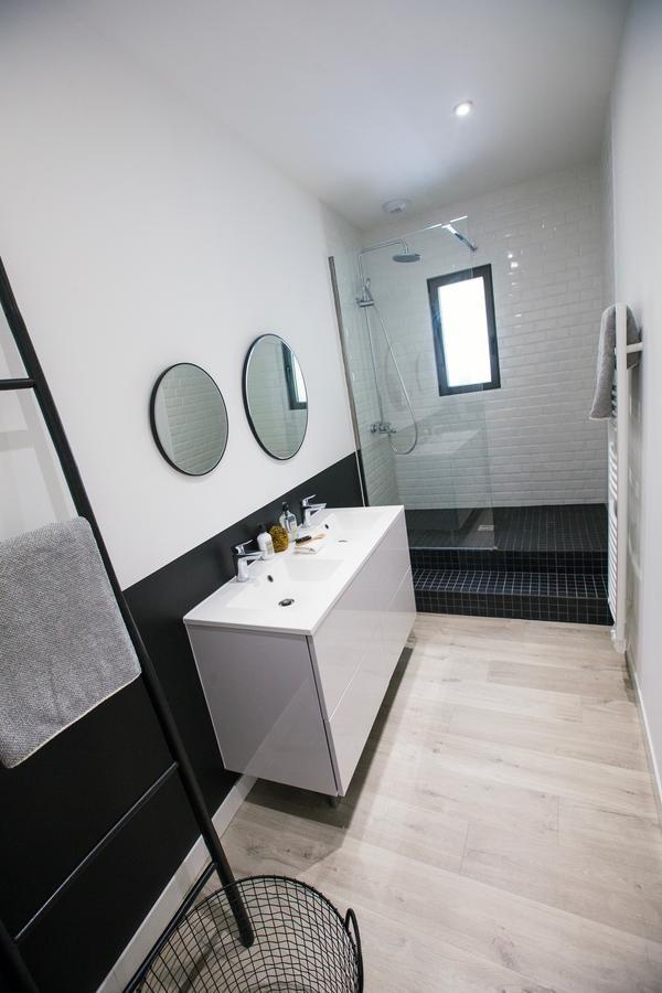 Double Room with Private Bathroom,668668989:JPEG