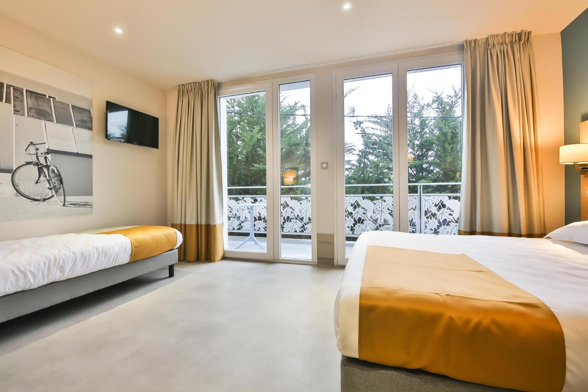 Triple Room Balcony,670877028:JPEG