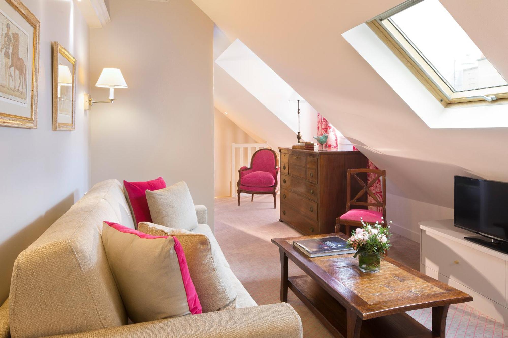 Family Suite,1697779765:JPEG