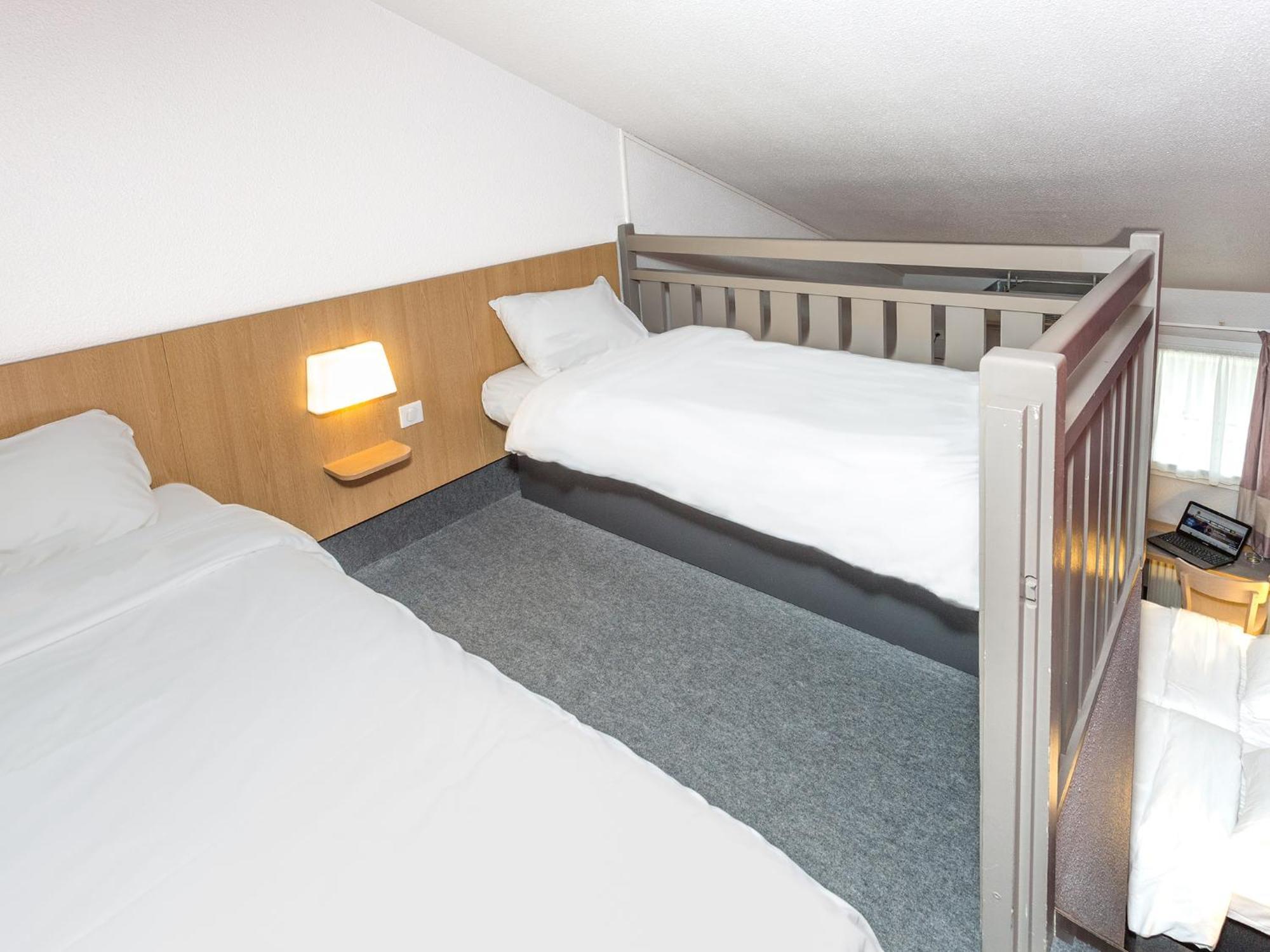 Classic Quadruple Room,1307205994:JPEG