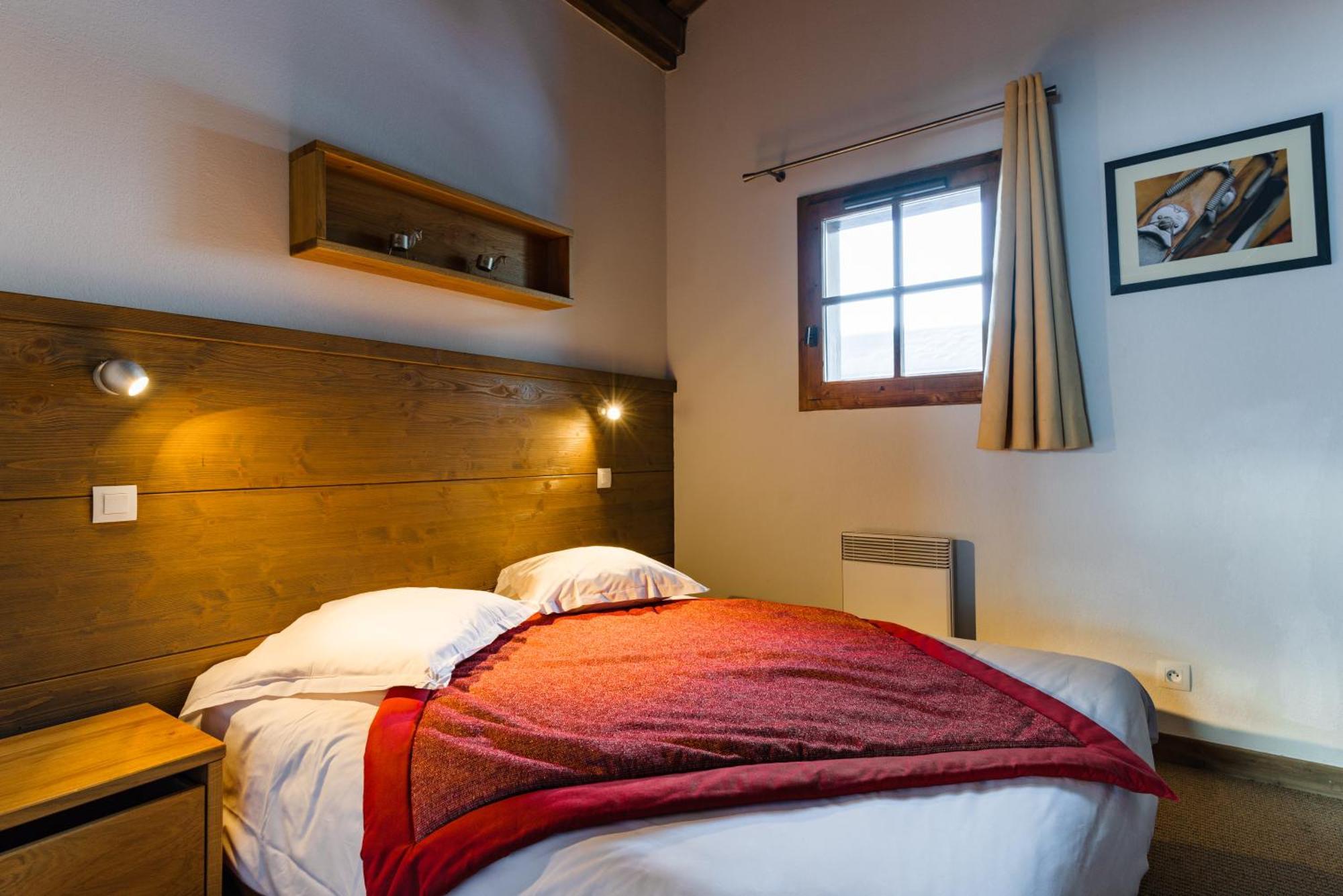 One-Bedroom Alcove or Duplex