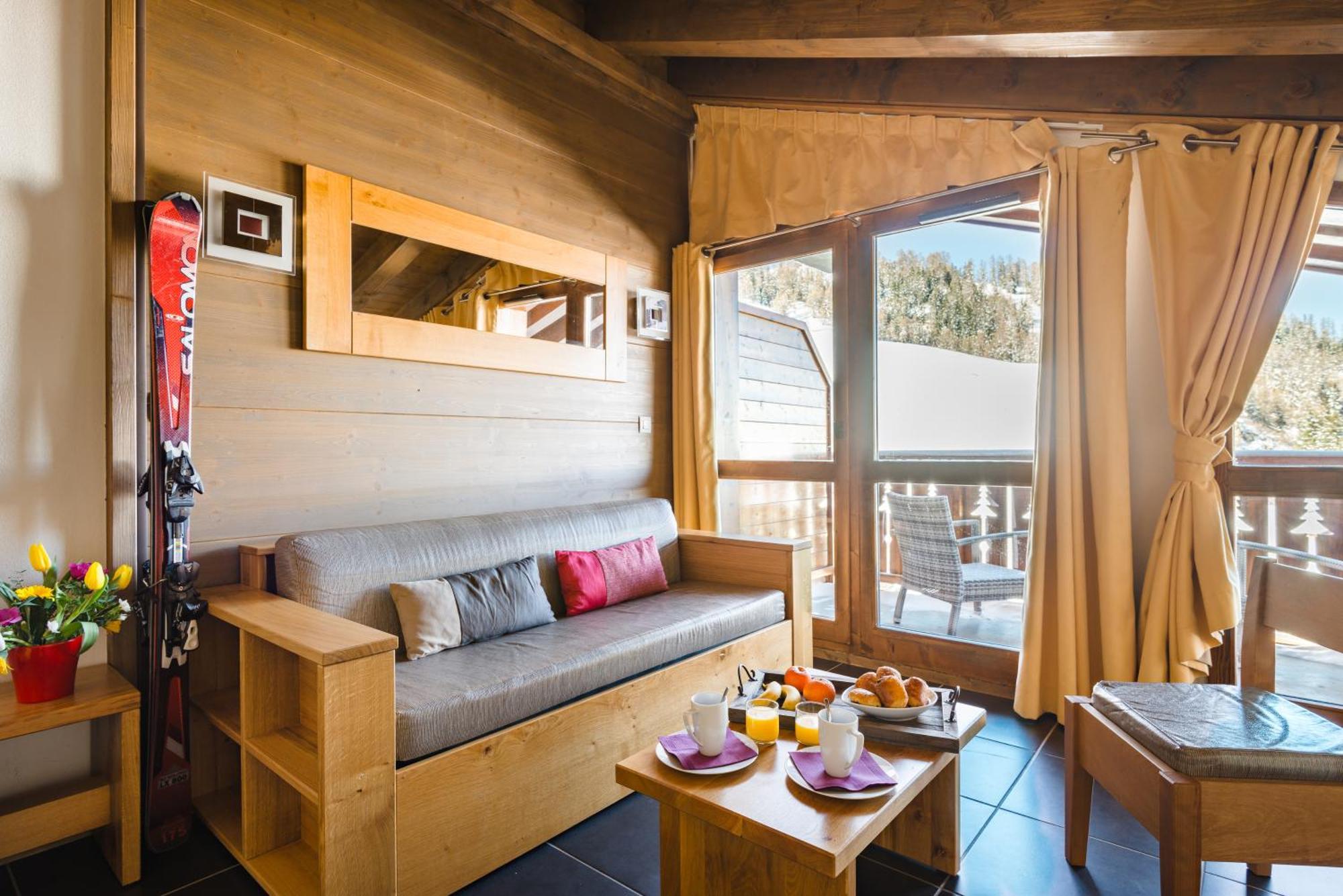 One-Bedroom Alcove or Duplex