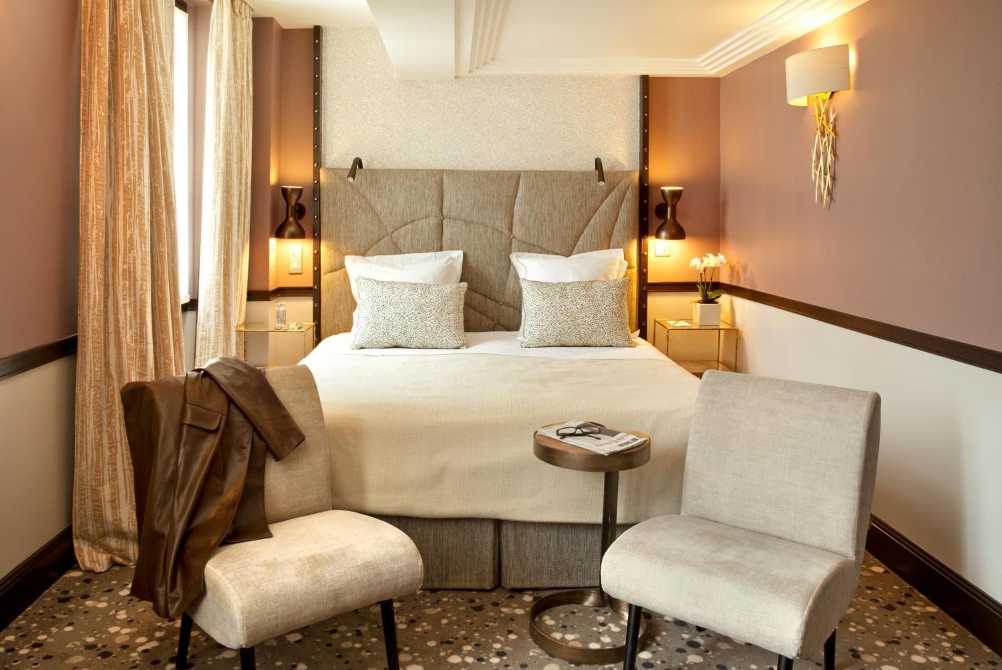 Executive Room,703876591:JPEG