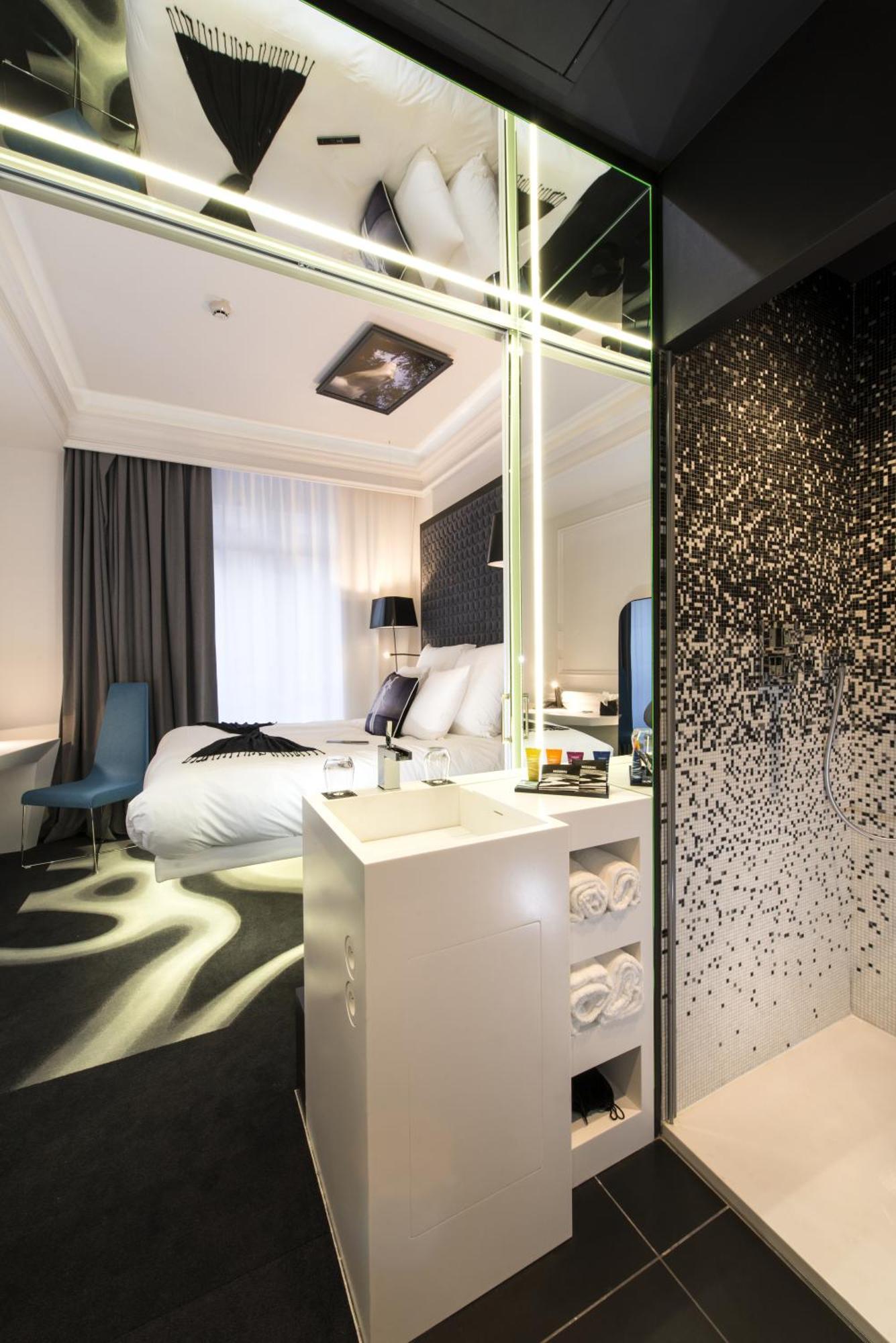 Cocoon Room Spa Access