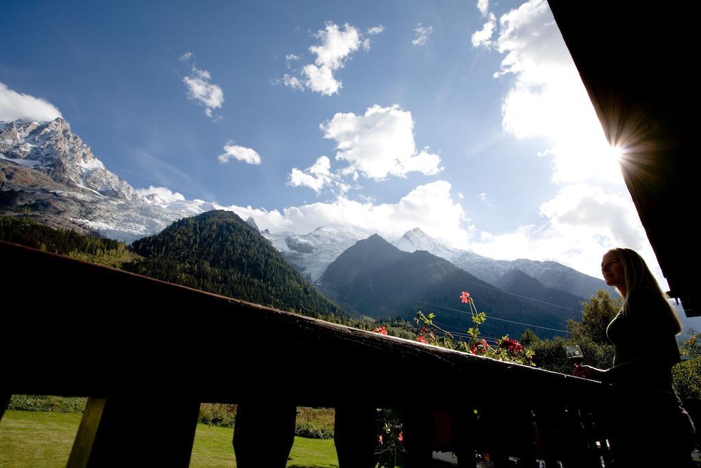 Superior Chalet,72841928:JPEG