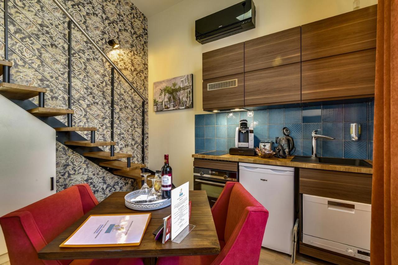 Duplex Apartment Tivoli