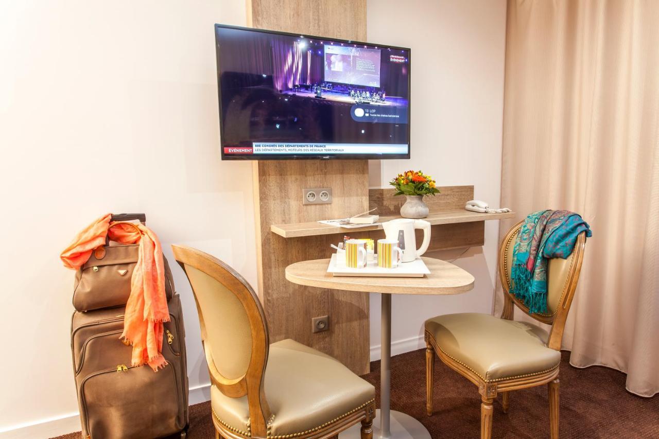 Superior Double Room Seating Area