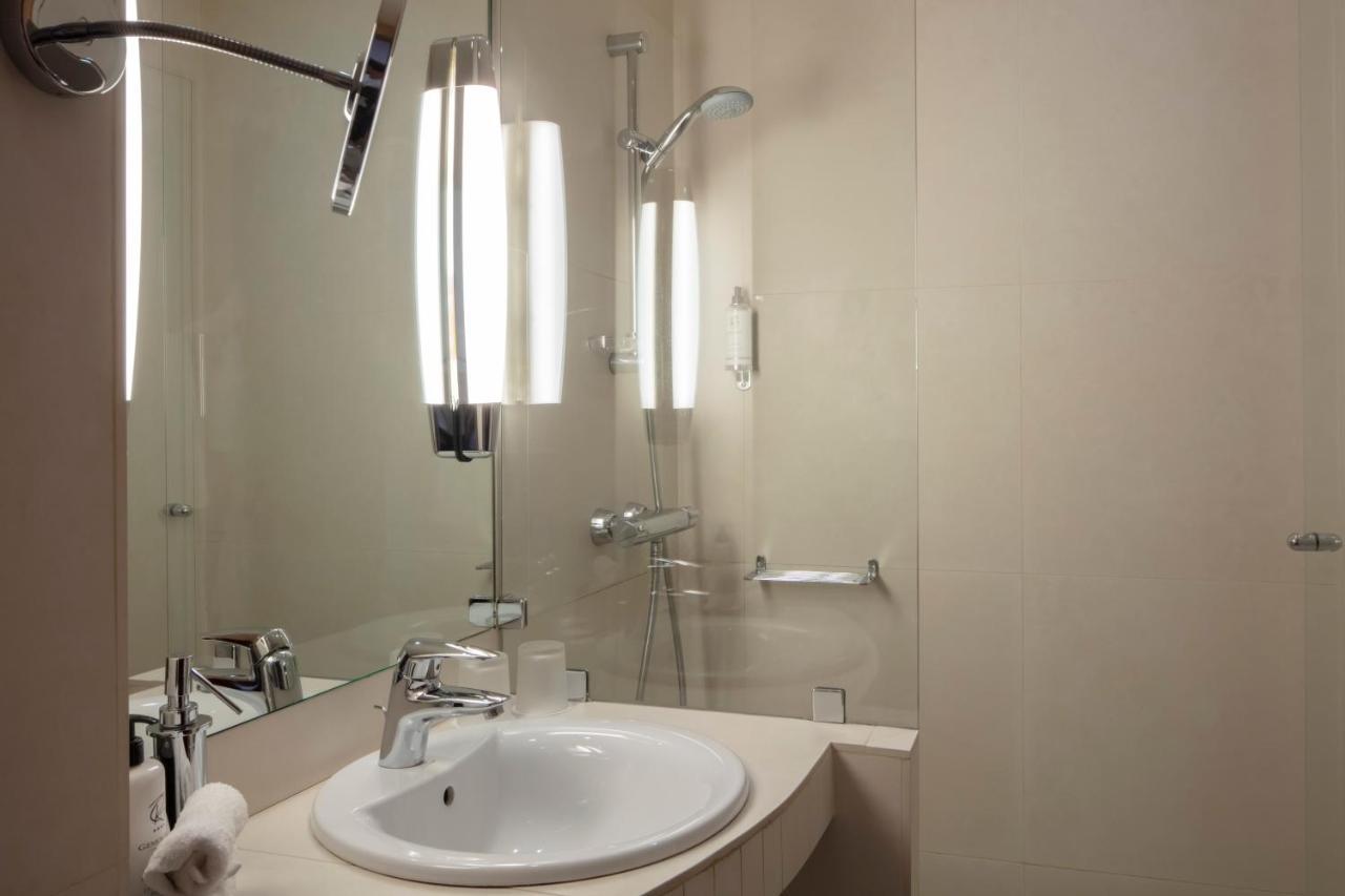 Double Room,1274045998:JPEG