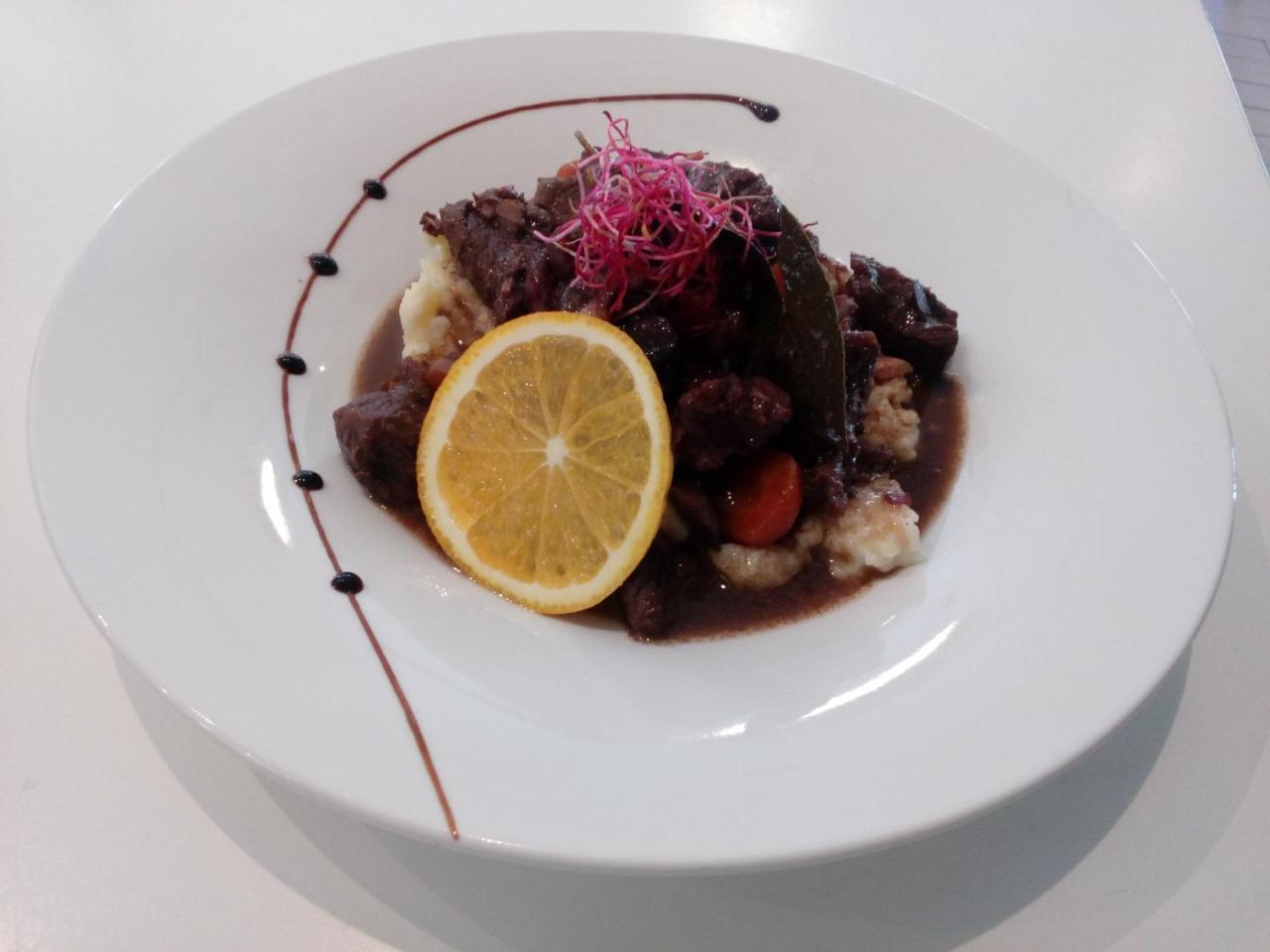 Standard Twin Room,1742571795:JPEG