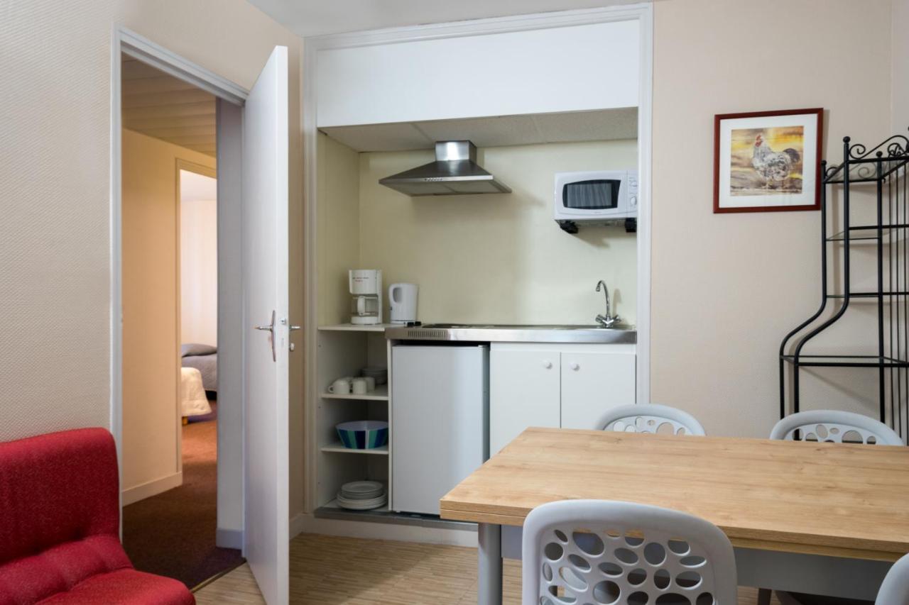 Apartment,698950839:JPEG