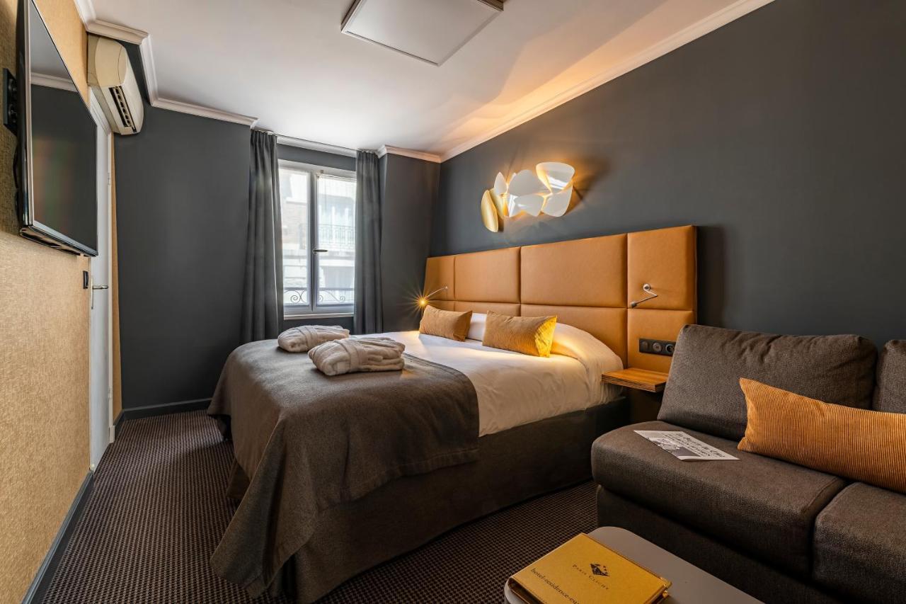 Deluxe Queen Room Access to swimming pool or fitness