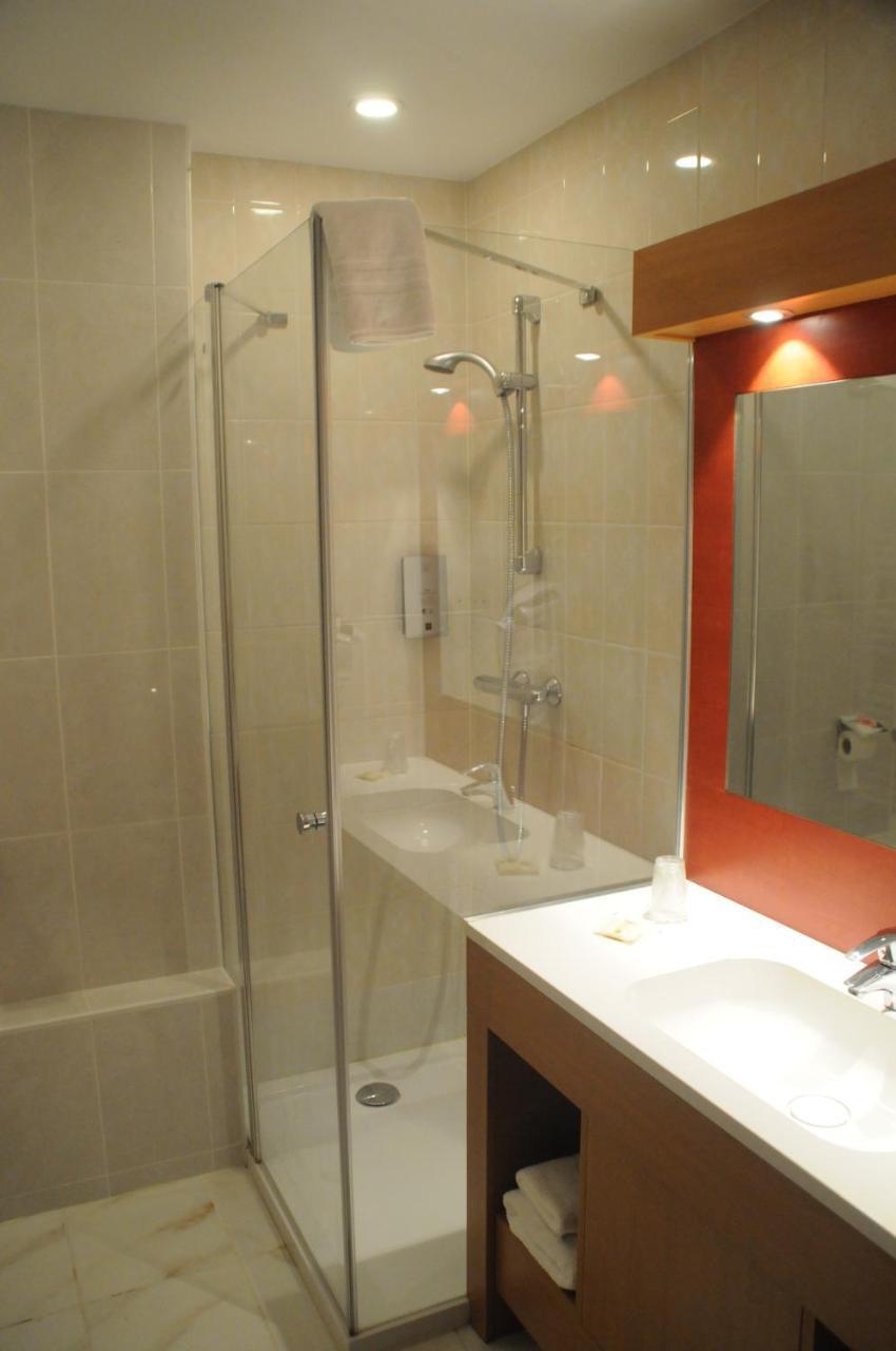 Single Room,1758632779:JPEG