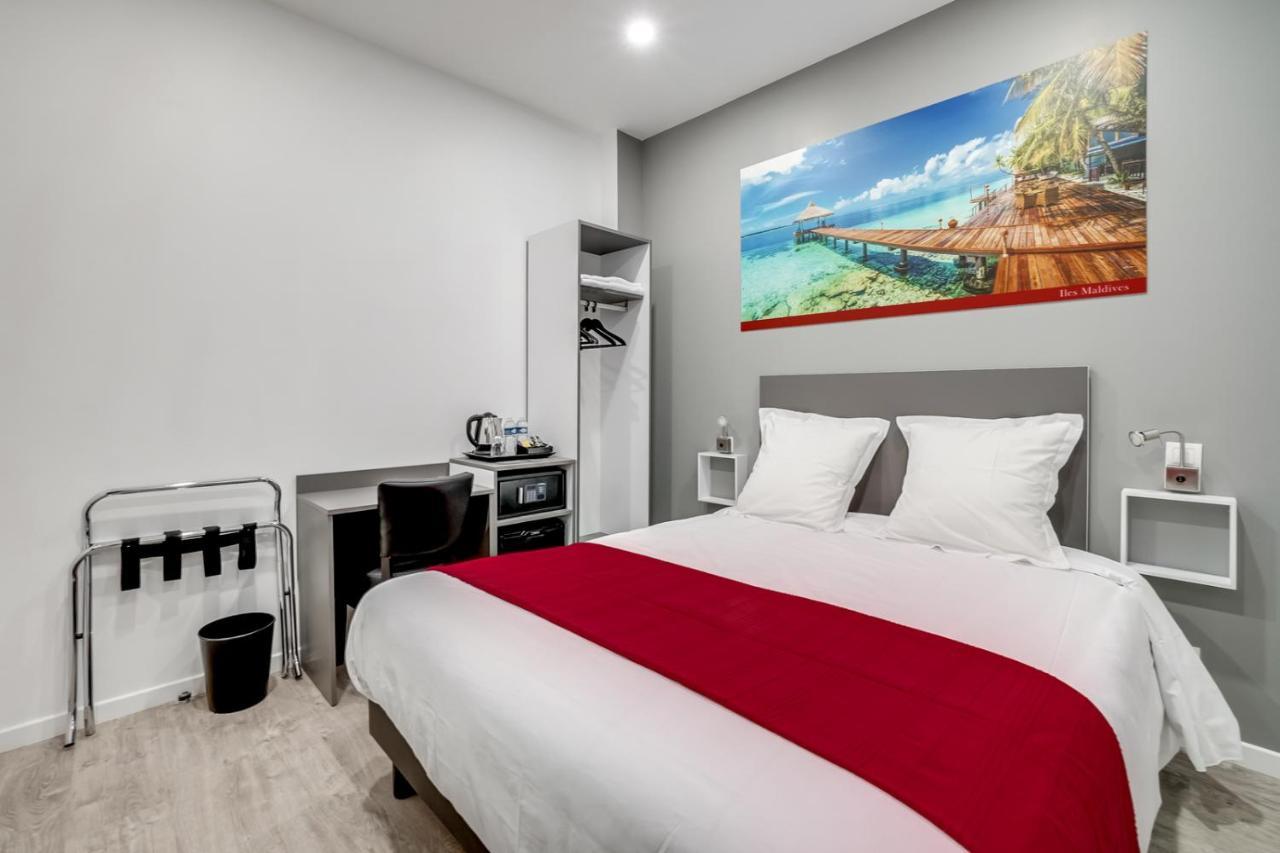 Standard Double Room,753558301:JPEG