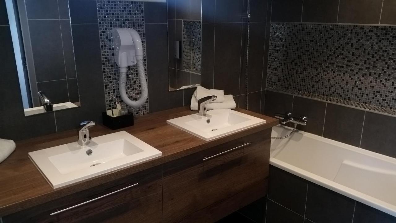 Chambre Familiale avec Terrasse