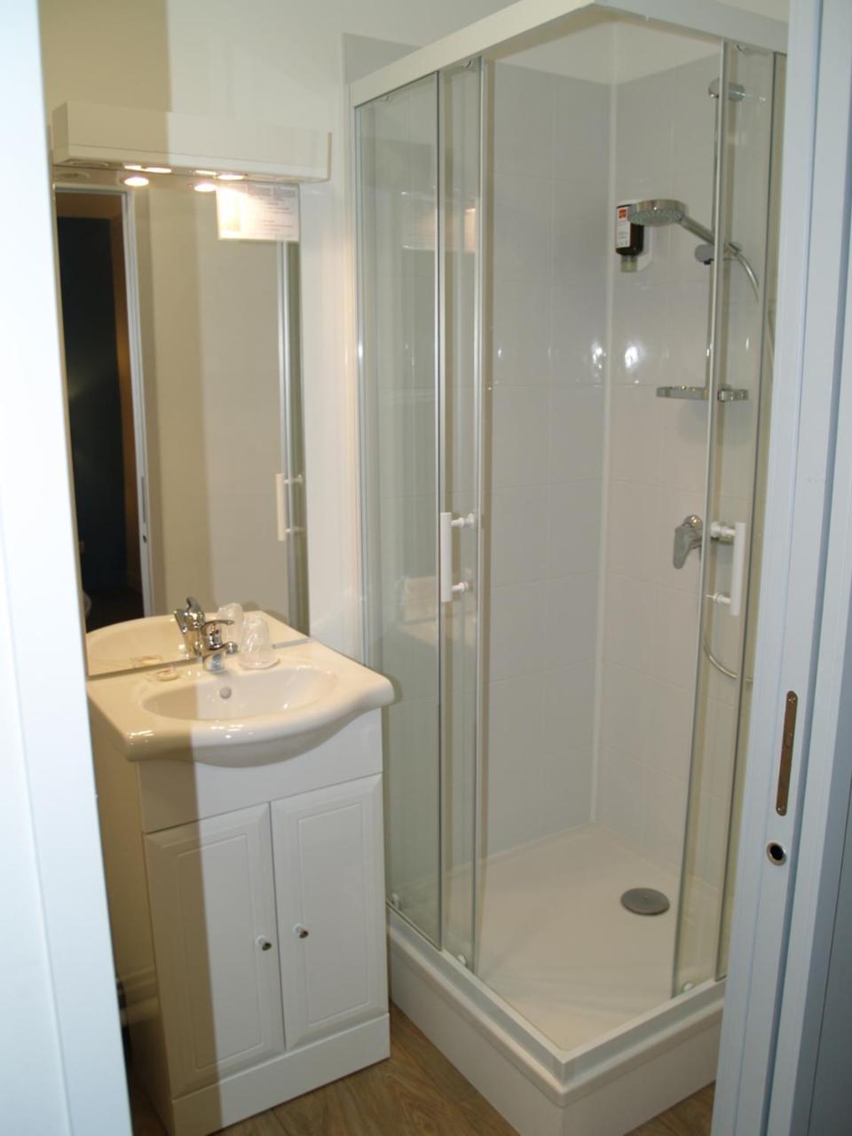 Double Room Shower