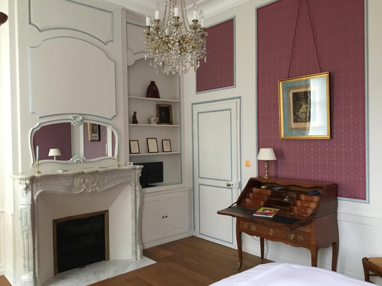 Deluxe Double Room,759939503:JPEG