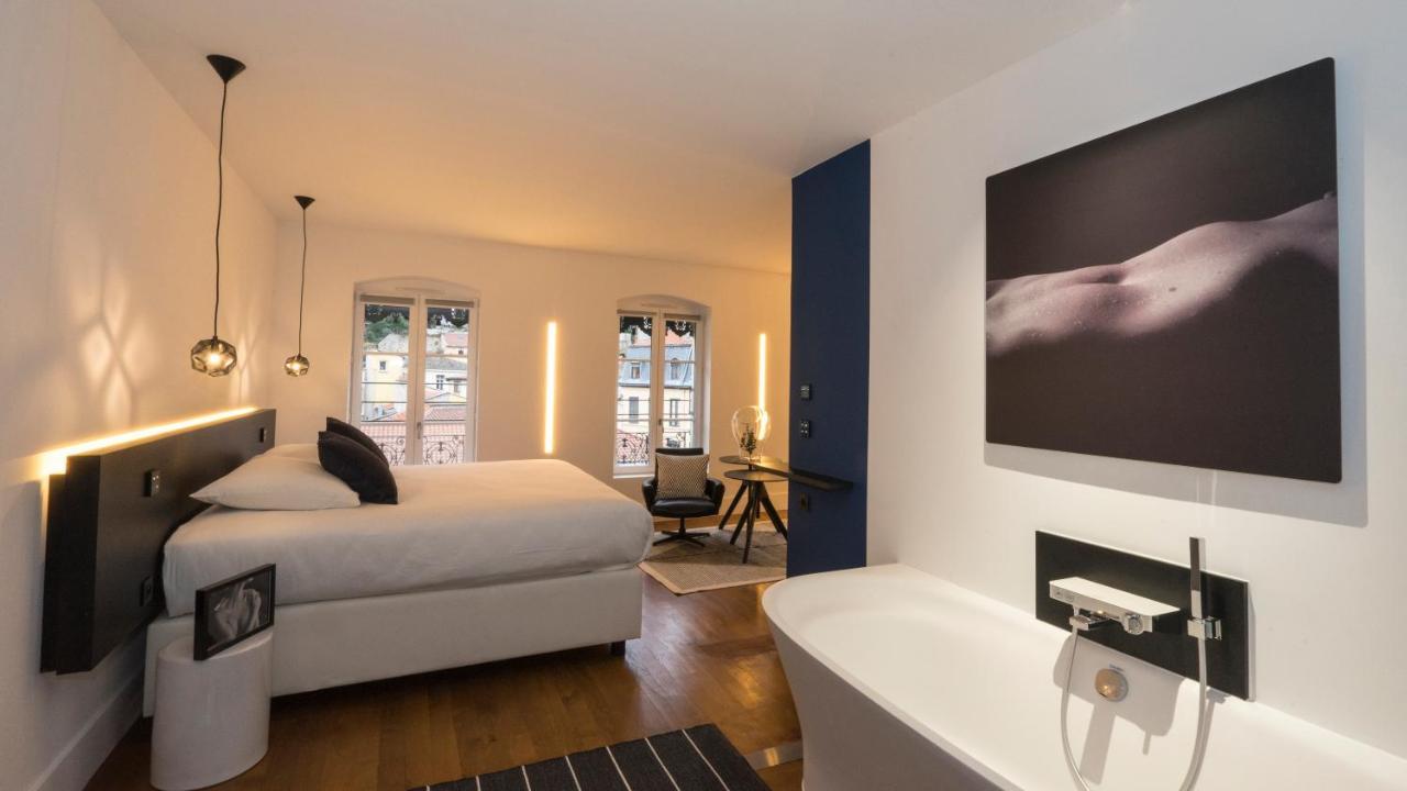 Executive Suite "Nuances"