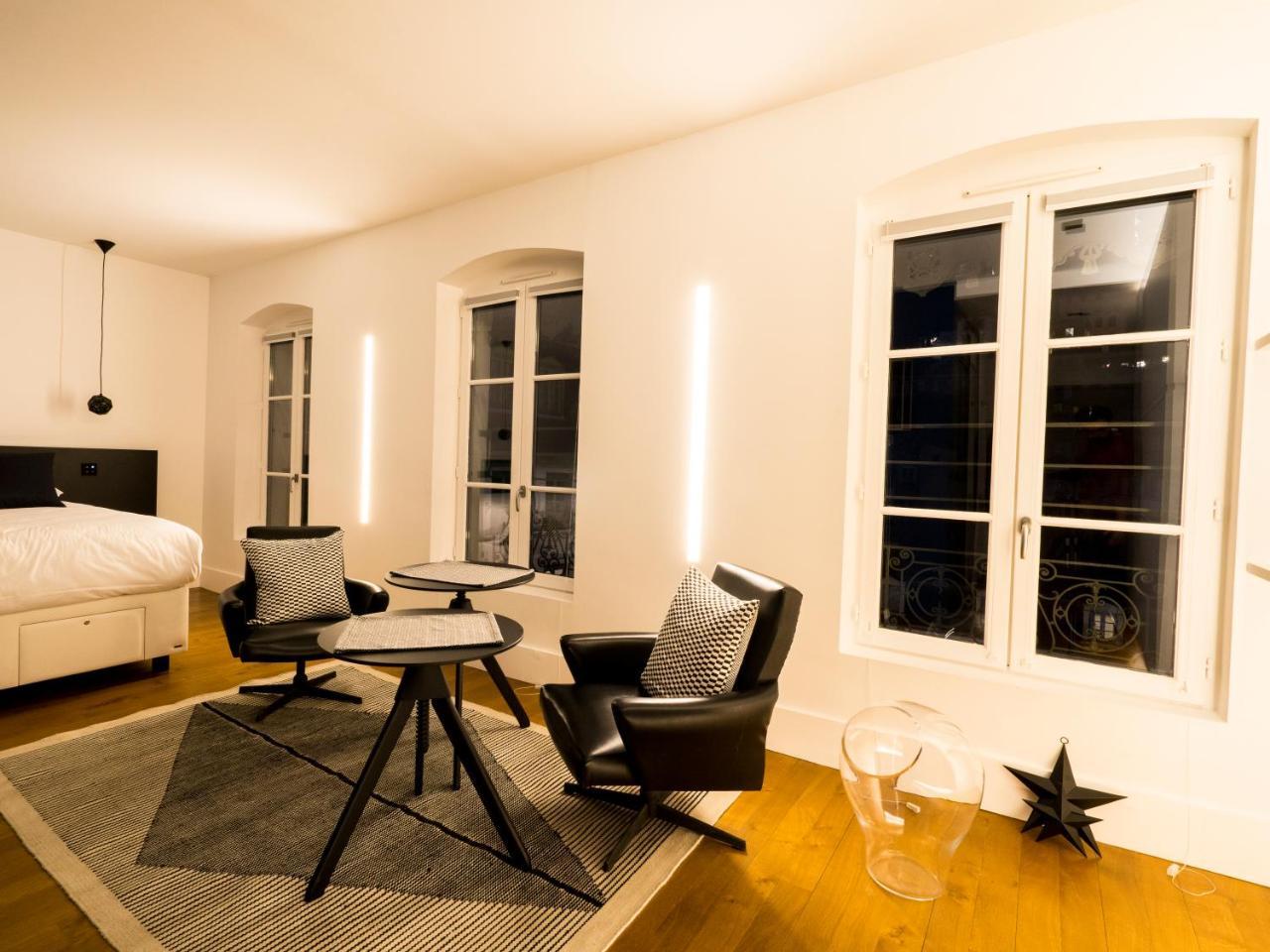 Executive Suite "Nuances"