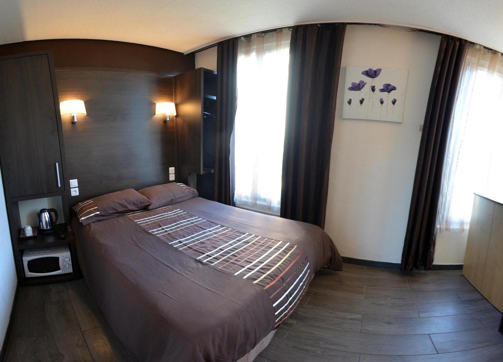 Double Room with Private Bathroom,766236076:JPEG